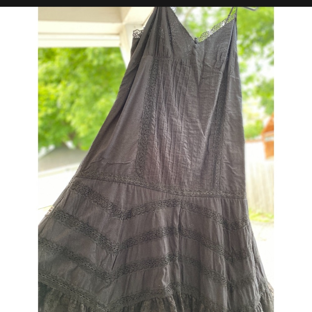 Black lace detail maxi dress